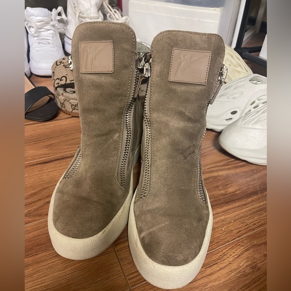 Giuseppe Zanotti High Top Velvet Fur Lined Sneakers Rare - Picture 3 of 4